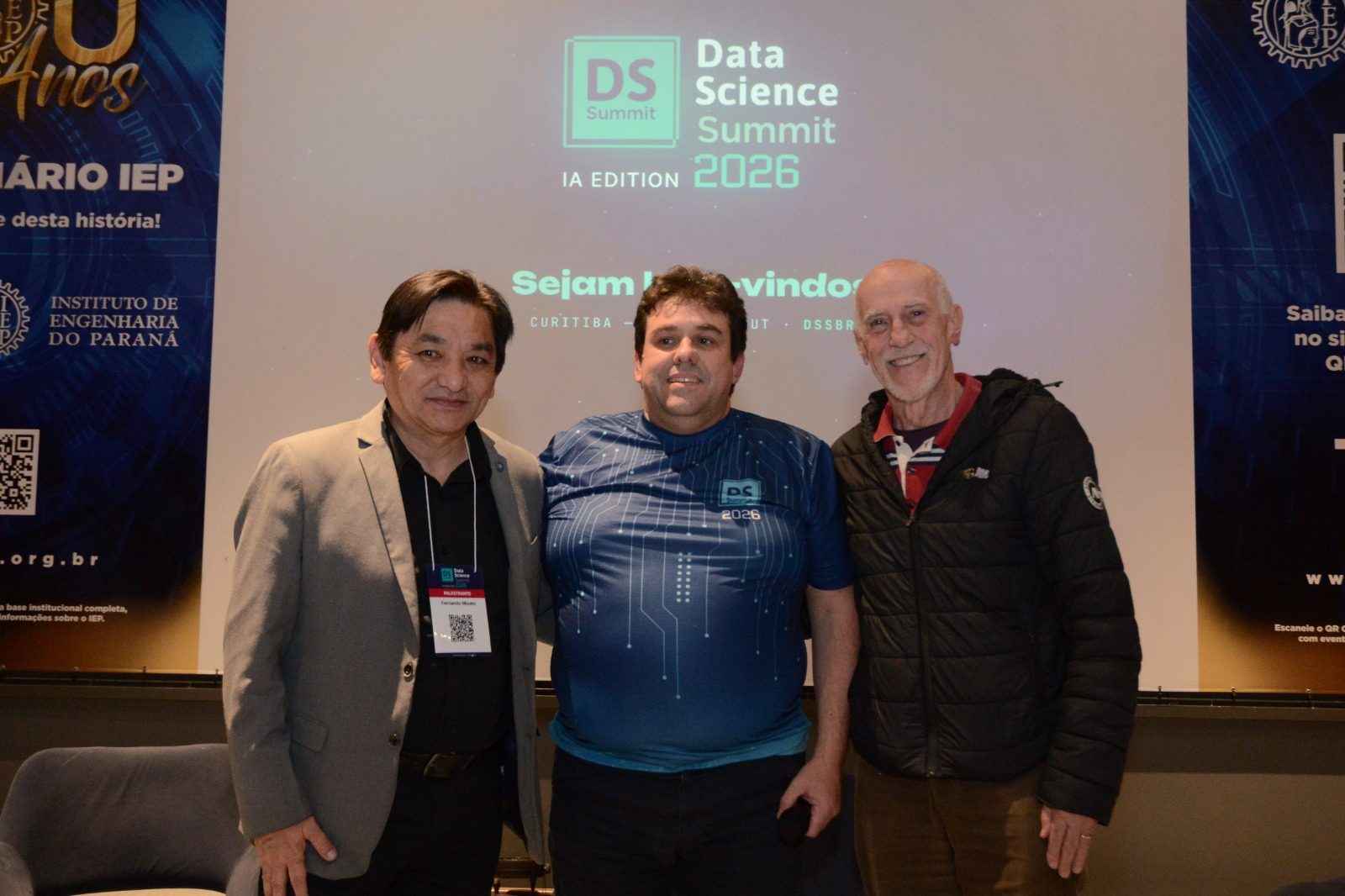 Fernando Misato (Sucesu-PR) e Alessandro Binhara na solenidade de abertura do DSSBR 2026