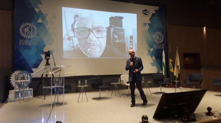 Avanços na IA e inovação empresarial: Alessandro Faria alerta para adoção urgente da tecnologia